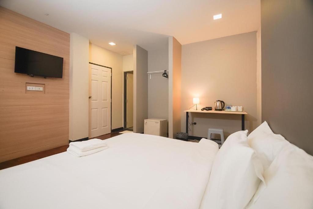 Z Go Bts St Louis Silom V โกอินน์ บีทีเอส เซนต์หลุยส์ สีลม 3 曼谷